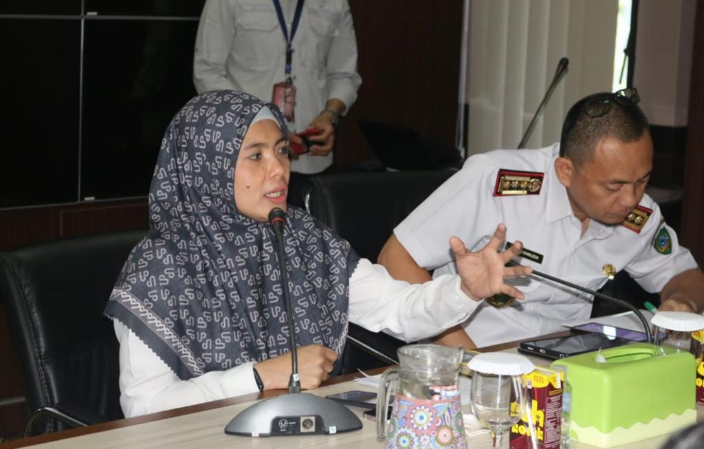 Wakil Bupati Maros, Hj. Suhartina Bohari bersama Sekretaris Daerah Andi Davied Syamsuddin. (Dok.Ist)