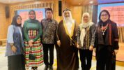 Dorong Investasi, Banhub Sulbar Serahkan Investment Guide Book 2024 kepada Kedautalan Bahrain