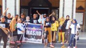 Peduli Kebersihan, Tim Relawan Bebas-Siti Gelar Bakti Sosial Bersih-Bersih Masjid