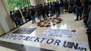 Mahasiswa Desak Rektor UIN Alauddin Makassar Mundur