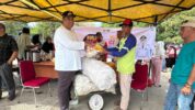Pemkab Maros Ajak Warga Tukar Sampah dengan Sembako di World Clean Up Day 2025